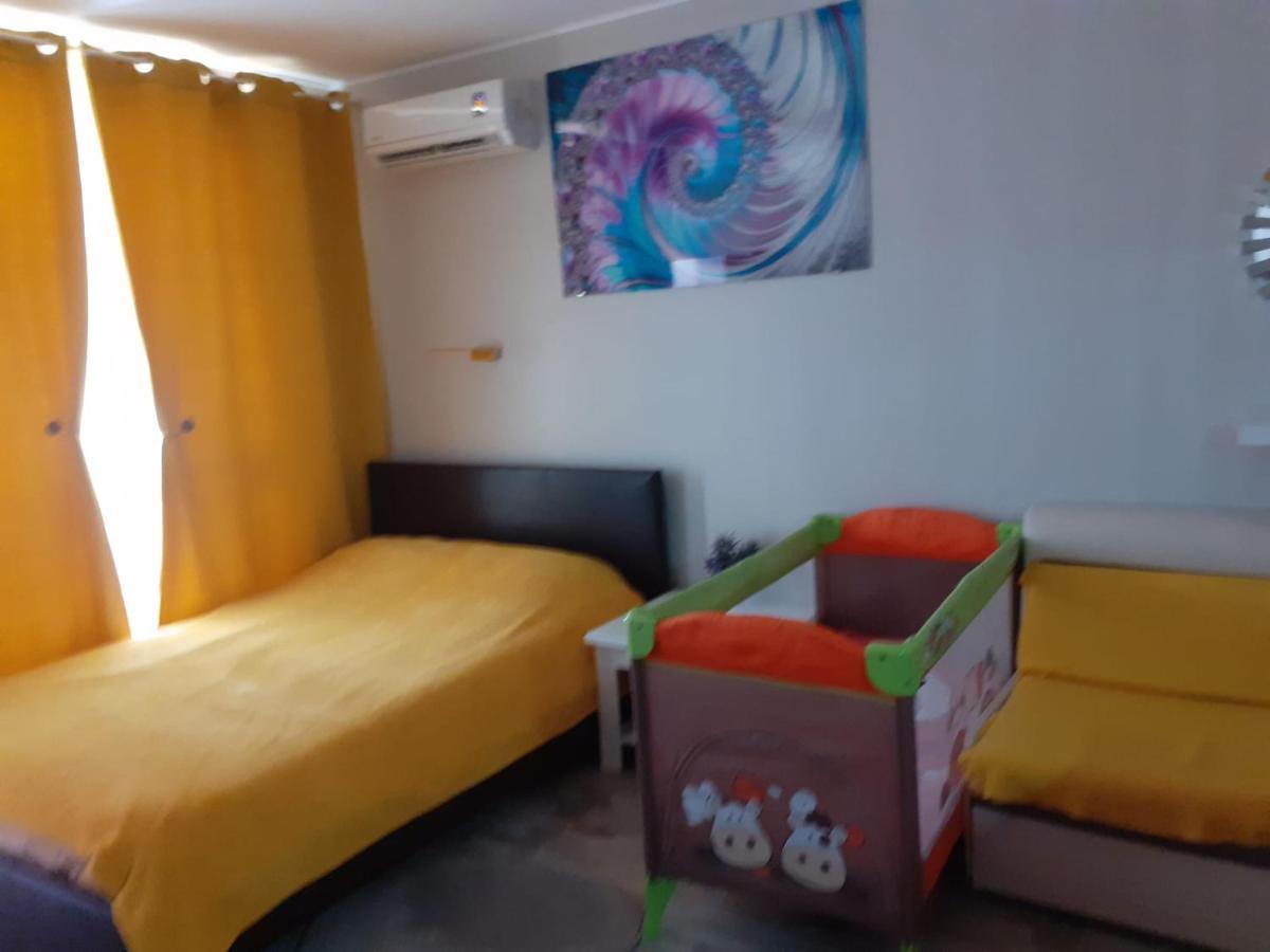 Parus-2-Studio Pomorie Exterior photo